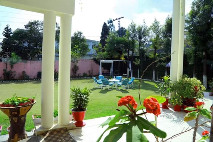 Alaf Laila Guest House Abbottabad Exterior photo
