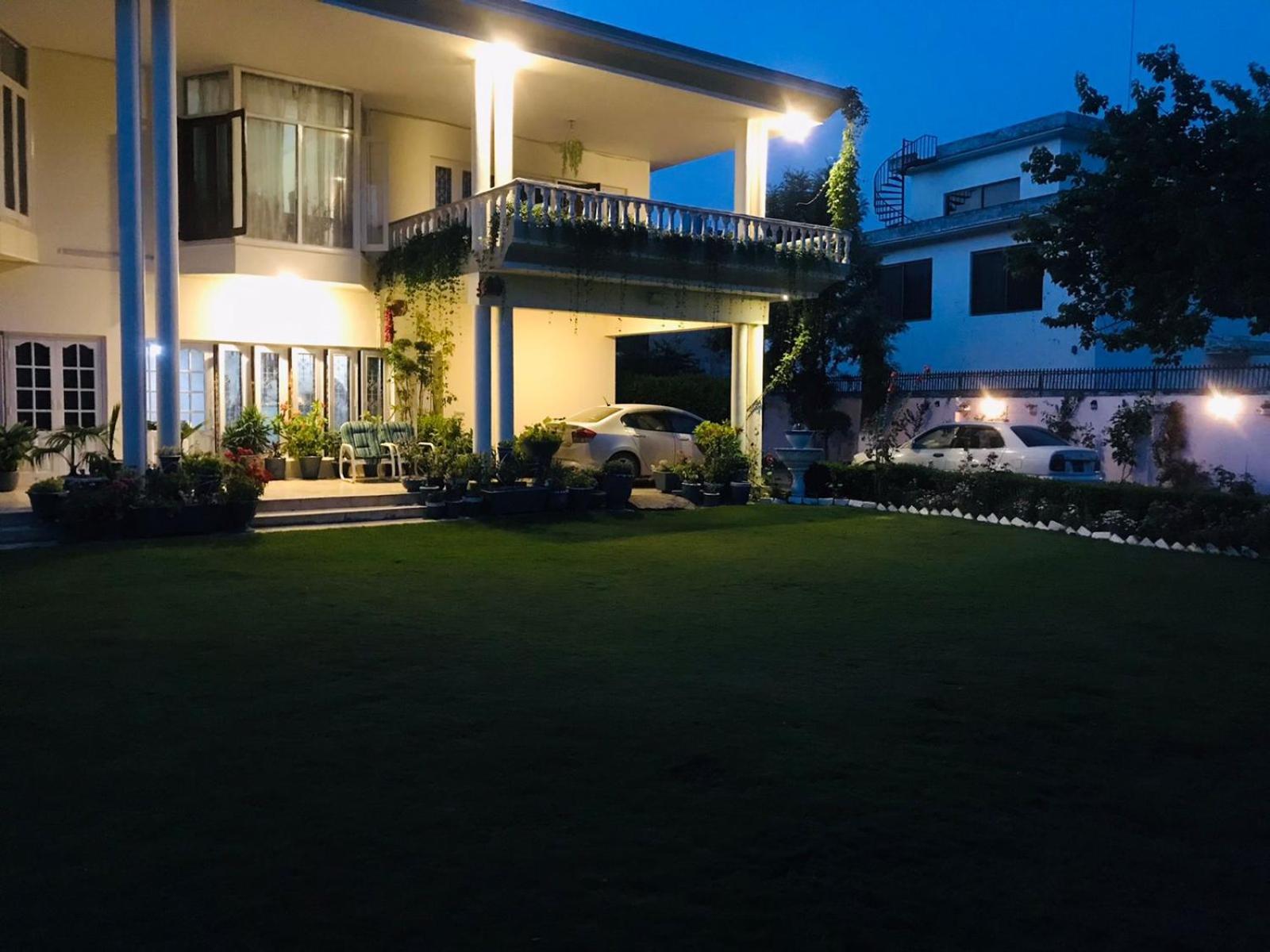 Alaf Laila Guest House Abbottabad Exterior photo