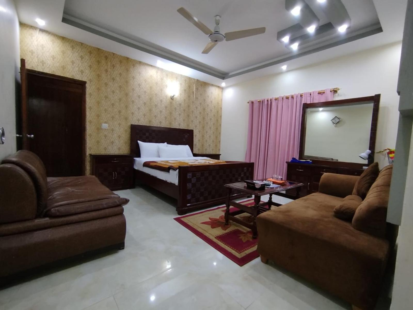 Alaf Laila Guest House Abbottabad Exterior photo